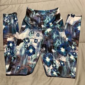 Blessed Bodywear squat pants, size small.  Super soft, comfy and squat proof!